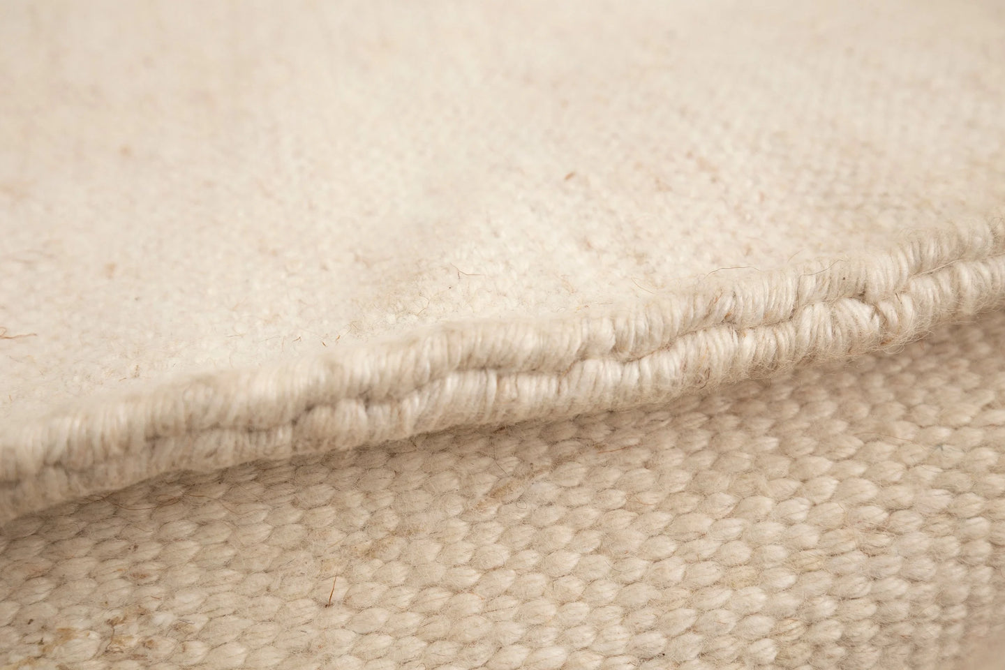 The Boite - Ottoman - Wool/Bamboo - Beige